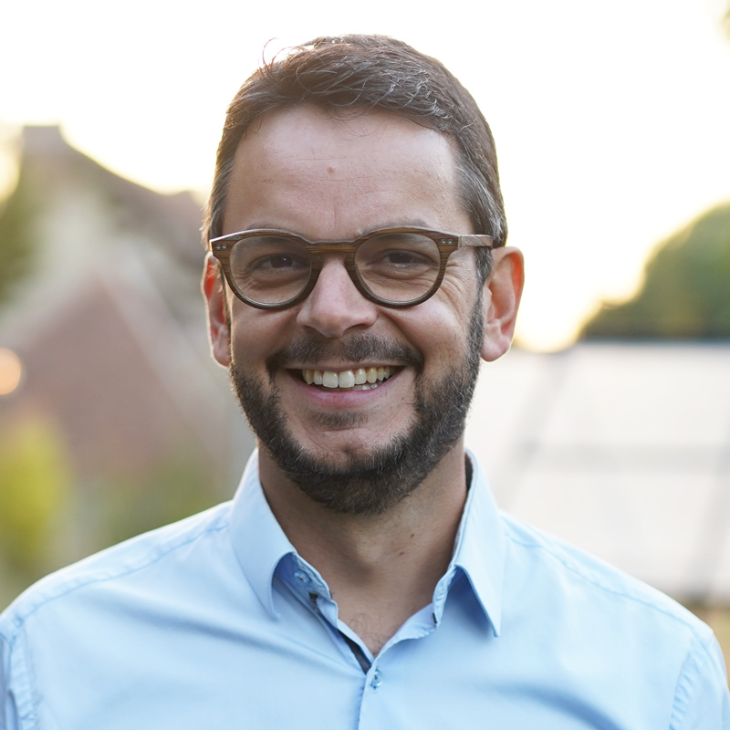 Xavier ADAM